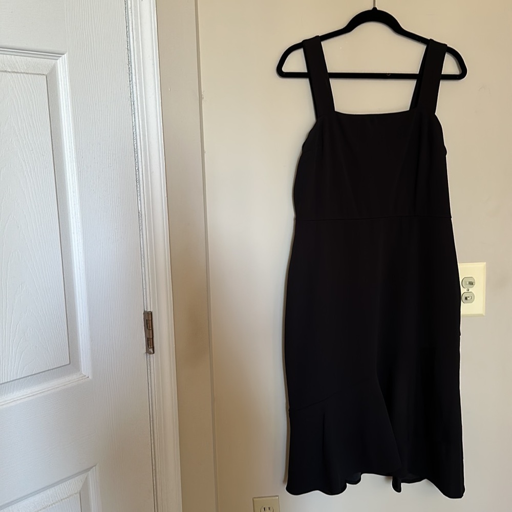 Express Black Square Neck Ruffle Hem Midi Dress Size Large - Picture 4 of 9